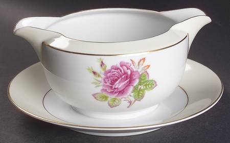Rosette Gravy Boat with Attached Underplate