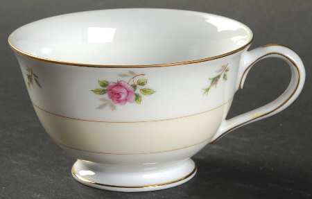 Rosebud Footed Cup