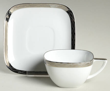 2160 Flat Cup & Saucer Set by Fukagawa