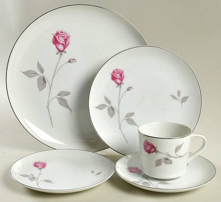 Fraulein 5 Piece Place Setting