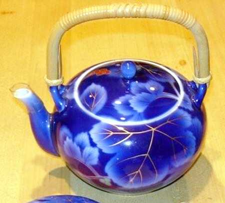 FUK8 Teapot & Lid
