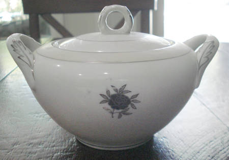 FUK9 Sugar Bowl & Lid