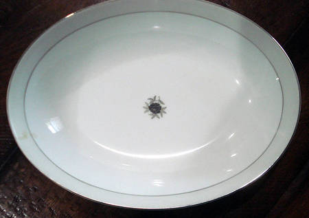 FUK9 10" Oval Vegetable Bowl