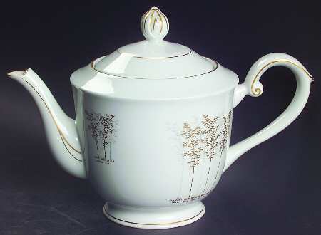 Gold Bamboo Teapot & Lid by Fukagawa