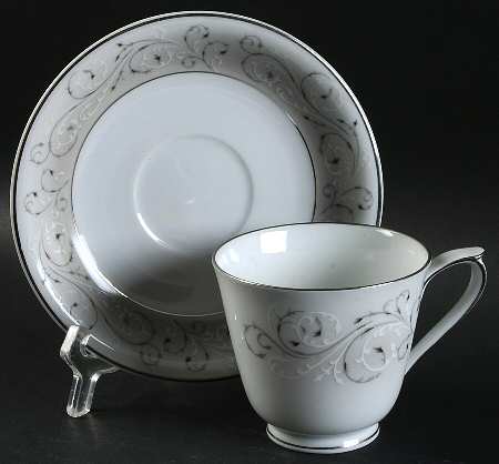 Harmony Footed Cup & Saucer Set