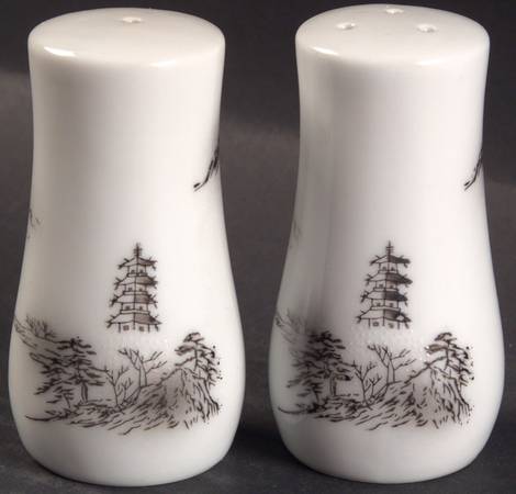 Landscape Salt & Pepper Set by Fukagawa