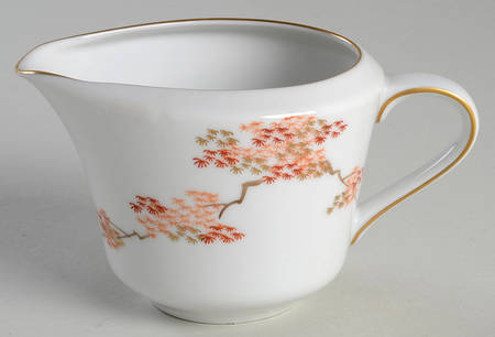 Maple (Coupe) Creamer