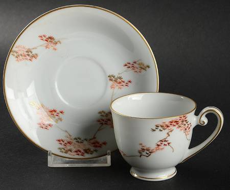 Maple (Coupe) Footed Demitasse Cup & Saucer Set