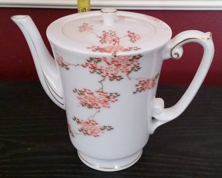 Maple (Coupe) Mini Teapot & Lid