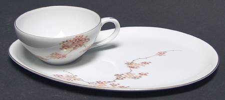 Maple (Coupe) Snack Plate & Cup Set