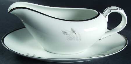 Moon Glow (Black Plant) Gravy Boat & Underplate/Relish