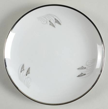 Moon Glow (Black Plant) Bread & Butter Plate