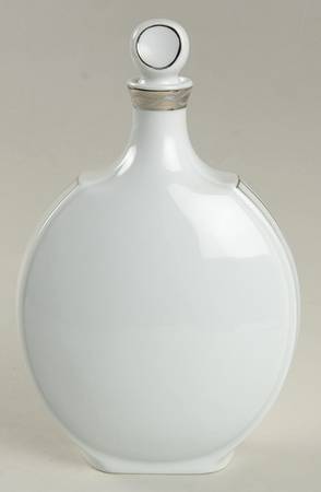 Silver Lichen Sakebottle with Lid