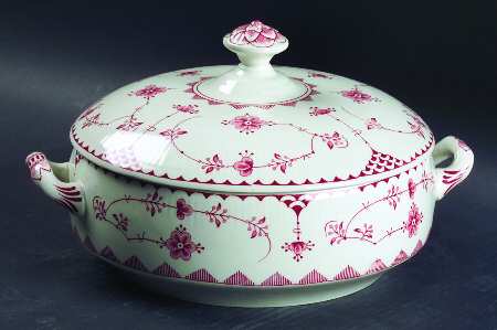 Denmark Pink Round Covered Vegetable