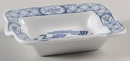 Old Chelsea Blue (Blue Birds, Flowers) Small Ashtray