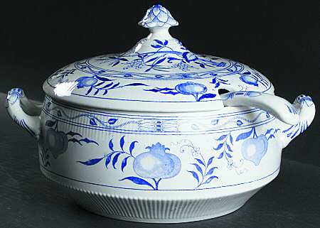 Onion Blue Tureen & Lid w/Ladle