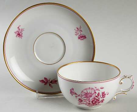 01203 Flat Cup & Saucer Set