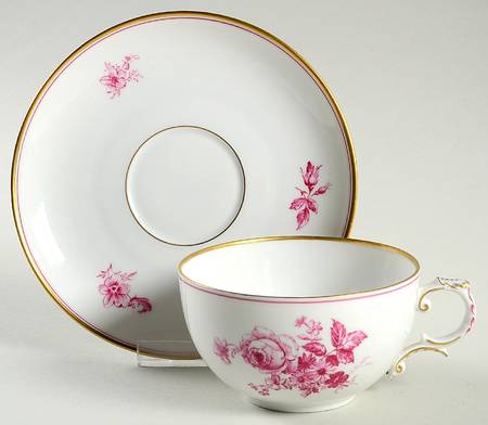 01203 Flat Cup & Saucer Set