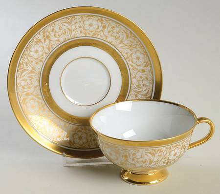 Emperor Footed Cup & Saucer Set