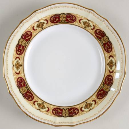 FUR13 Luncheon Plate
