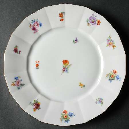 FUR4 Luncheon Plate