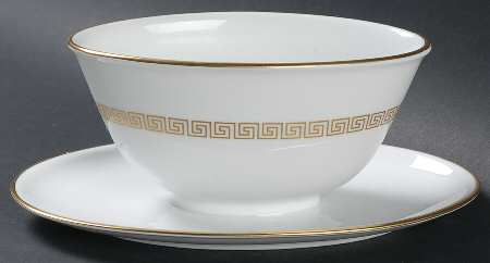 Helena Gravy Boat with Attached Underplate