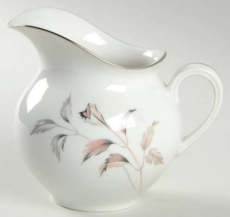 Illusion Creamer
