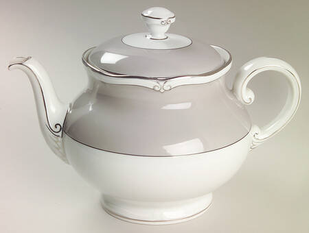 Kenmore Teapot & Lid