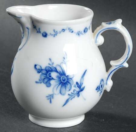 Lottine Creamer