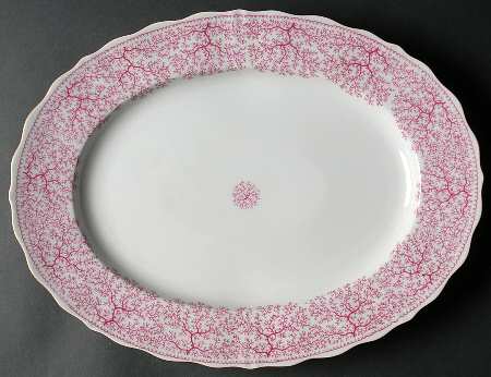 Park Lane Pink (Scalloped) 15" Oval Serving Platter
