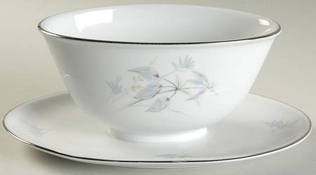 Pastel Gravy Boat with Attached Underplate