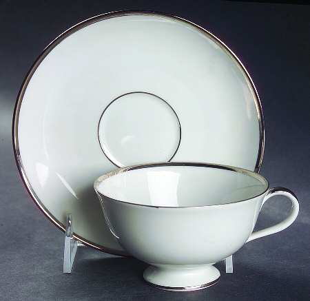Silverdale Footed Cup & Saucer Set