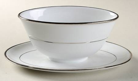 Silverdale Gravy Boat with Attached Underplate