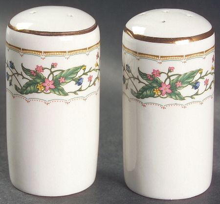 Wellesley Salt & Pepper Set