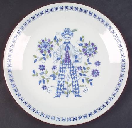 Lotte (Coupe) Luncheon Plate by Figgjo (Norway)