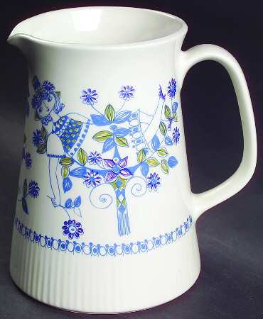 Lotte (Coupe) 32 Oz Pitcher