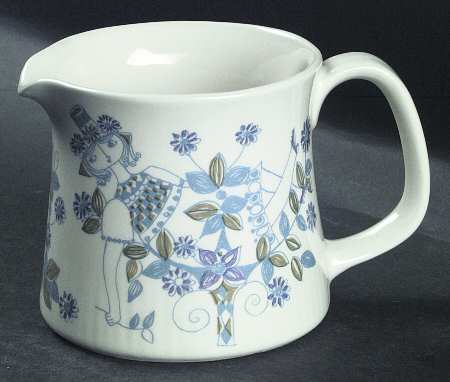 Lotte (Coupe) 16 Oz Pitcher