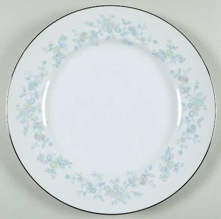 Carolee by Four Crown