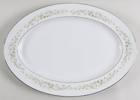 Claridge 16" Oval Serving Platter by Four Crown