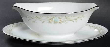 Claridge Gravy Boat with Attached Underplate