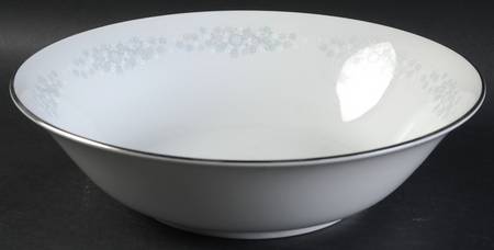 Oxford Hall 9" Round Vegetable Bowl