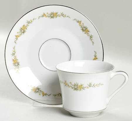 Westchester Flat Cup & Saucer Set