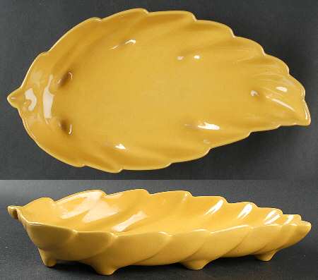 Plainsman Autumn Yellow 12" Leaf Dish