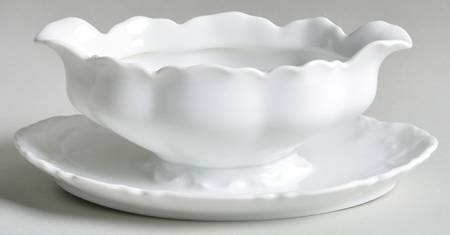 FRA12 Gravy Boat with Attached Underplate
