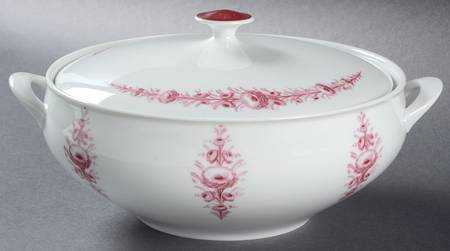 02767 Round Covered Vegetable