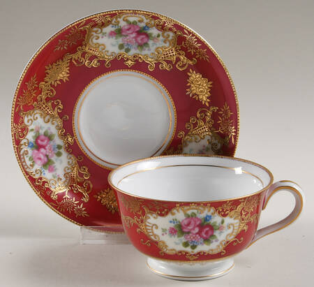FUK15 Footed Cup & Saucer Set