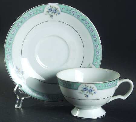 Venice Footed Cup & Saucer Set by Fashion Manor