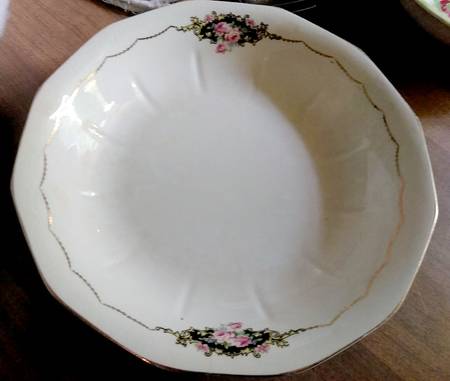 FC3 9" Oval Vegetable Bowl