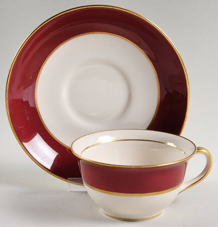 Flat Cup & Saucer Set