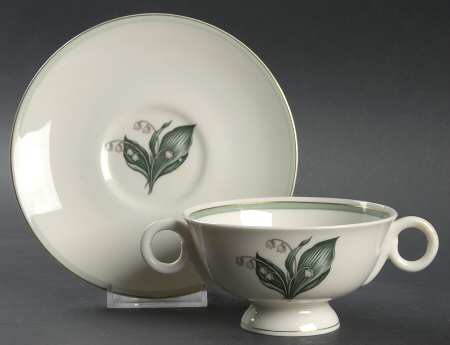 FRL5 Footed Bouillon Cup & Saucer